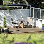 Nature-close Guest With Garden - Private Bath Included