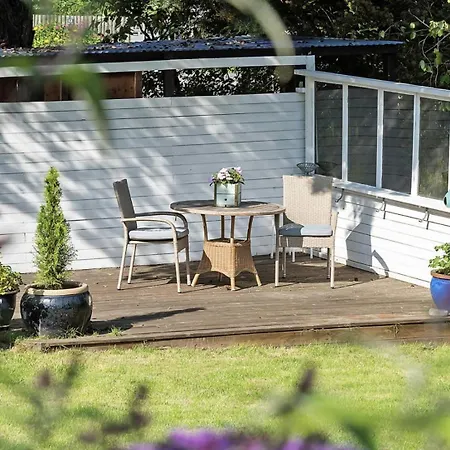 Nature-close Guest With Garden - Private Bath Included